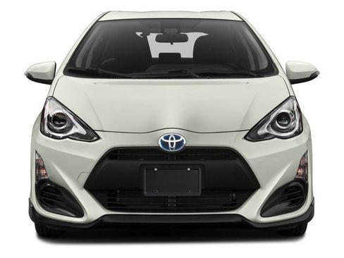 Used 2017 Toyota Prius C One FWD image 7