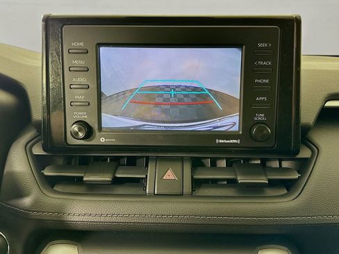 Used 2021 Toyota RAV4 XLE image 13