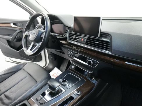 Used 2020 Audi Q5 2.0T Premium Plus w/ Premium Plus Package AWD/4WD image 32