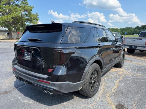 Used 2020 Ford Explorer ST AWD/4WD image 3