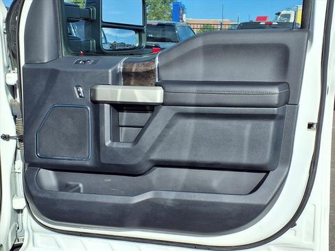 Used 2022 Ford F350 Lariat w/ Tremor Off-Road Package image 13