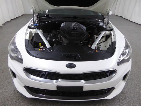 Used 2019 Kia Stinger image 35
