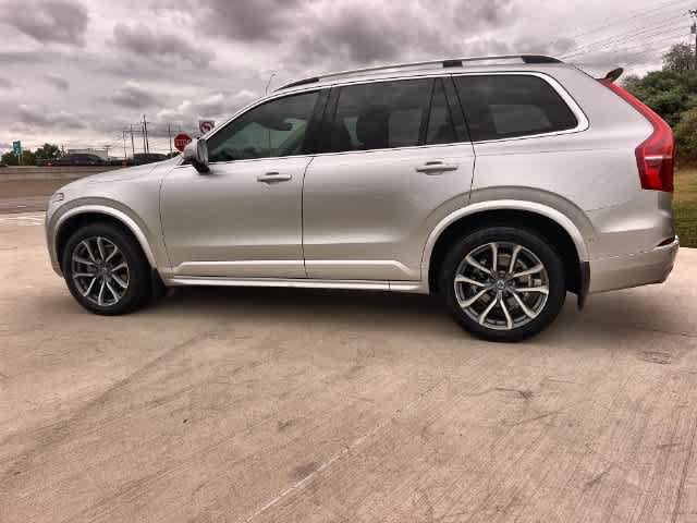 Used 2019 Volvo XC90 T6 Momentum w/ Advanced Package AWD/4WD image 4