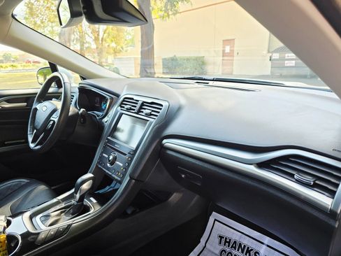 Used 2016 Ford Fusion Energi Titanium w/ Driver Assist Package FWD image 29