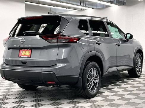 New 2026 Nissan Rogue S image 17