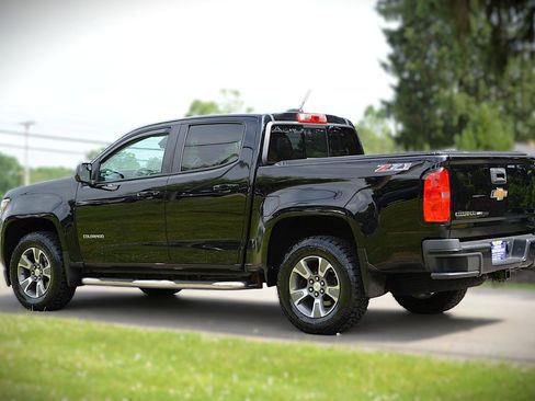 Used 2018 Chevrolet Colorado Z71 AWD/4WD image 7