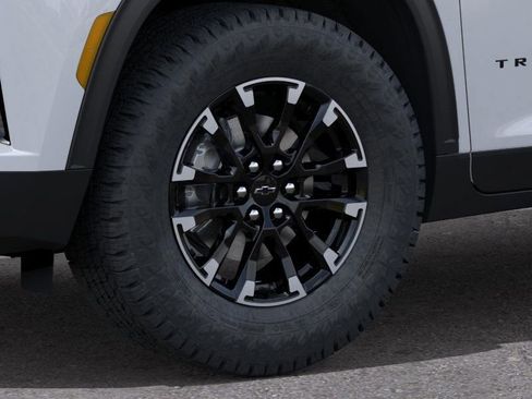 New 2026 Chevrolet Traverse Z71 w/ Driver Confidence Package image 9