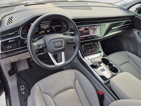 Used 2021 Audi Q7 3.0T Prestige w/ Prestige Package AWD/4WD image 10