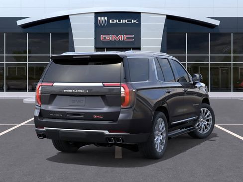 New 2026 GMC Yukon Denali w/ Sun & Power Step Package image 4