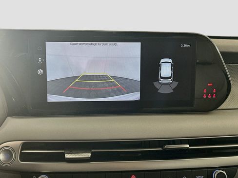 Used 2025 Hyundai Palisade SEL FWD image 23