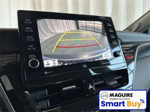 Used 2021 Toyota Camry XLE w/ Navigation Upgrade Package image 13