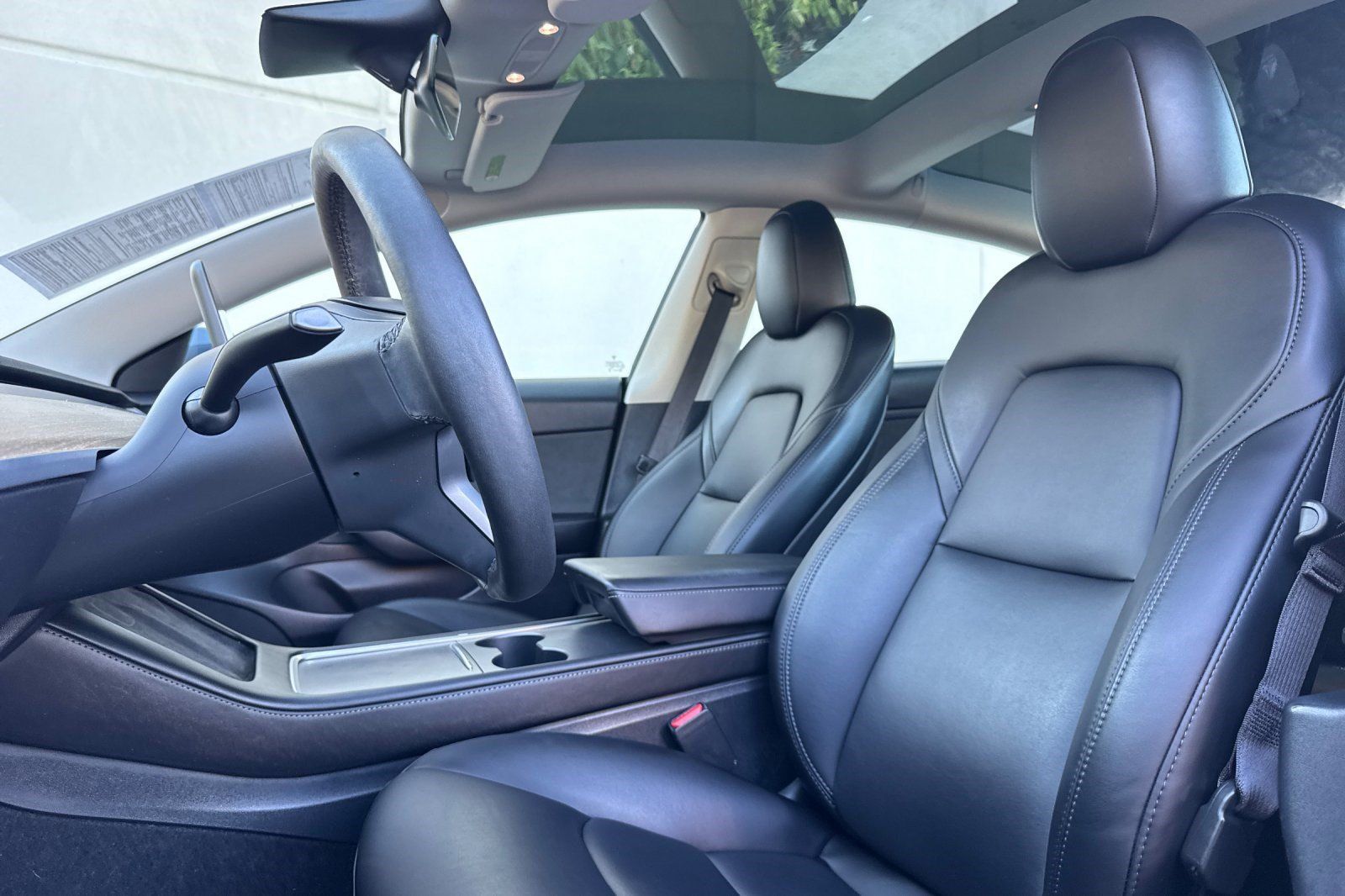 Used 2023 Tesla Model 3 Standard Range RWD image 5