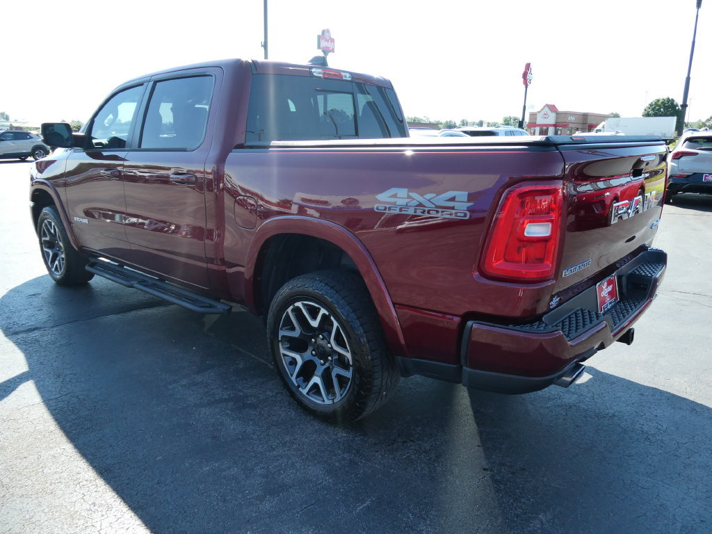 Used 2025 RAM 1500 Laramie w/ Sport Appearance Package AWD/4WD image 7
