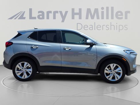 Used 2024 Buick Encore GX Preferred FWD image 6