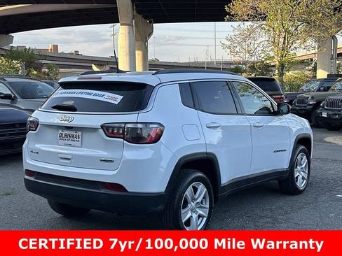 Used 2022 Jeep Compass Latitude w/ Convenience Group AWD/4WD image 3