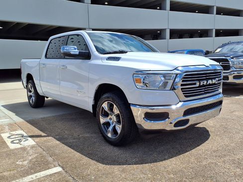 Used 2024 RAM 1500 Laramie RWD image 2