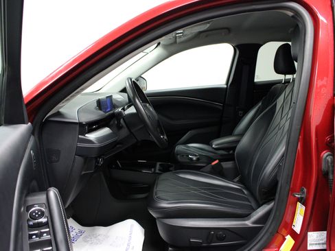 Used 2023 Ford Mustang Mach-E Select image 12