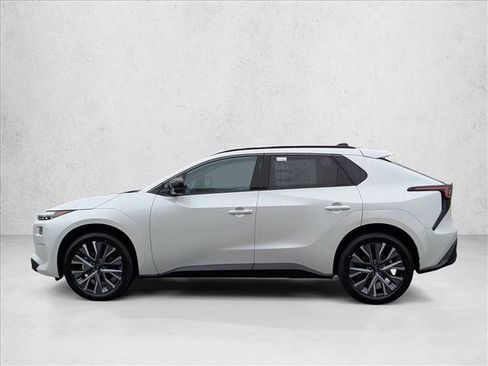 New 2026 Subaru Solterra image 9