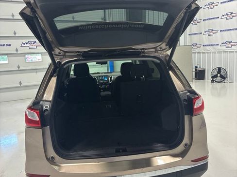 Used 2018 Chevrolet Equinox LT FWD image 35