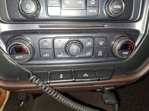 Used 2018 Chevrolet Silverado 1500 LT w/ LT Fleet Convenience Package image 11