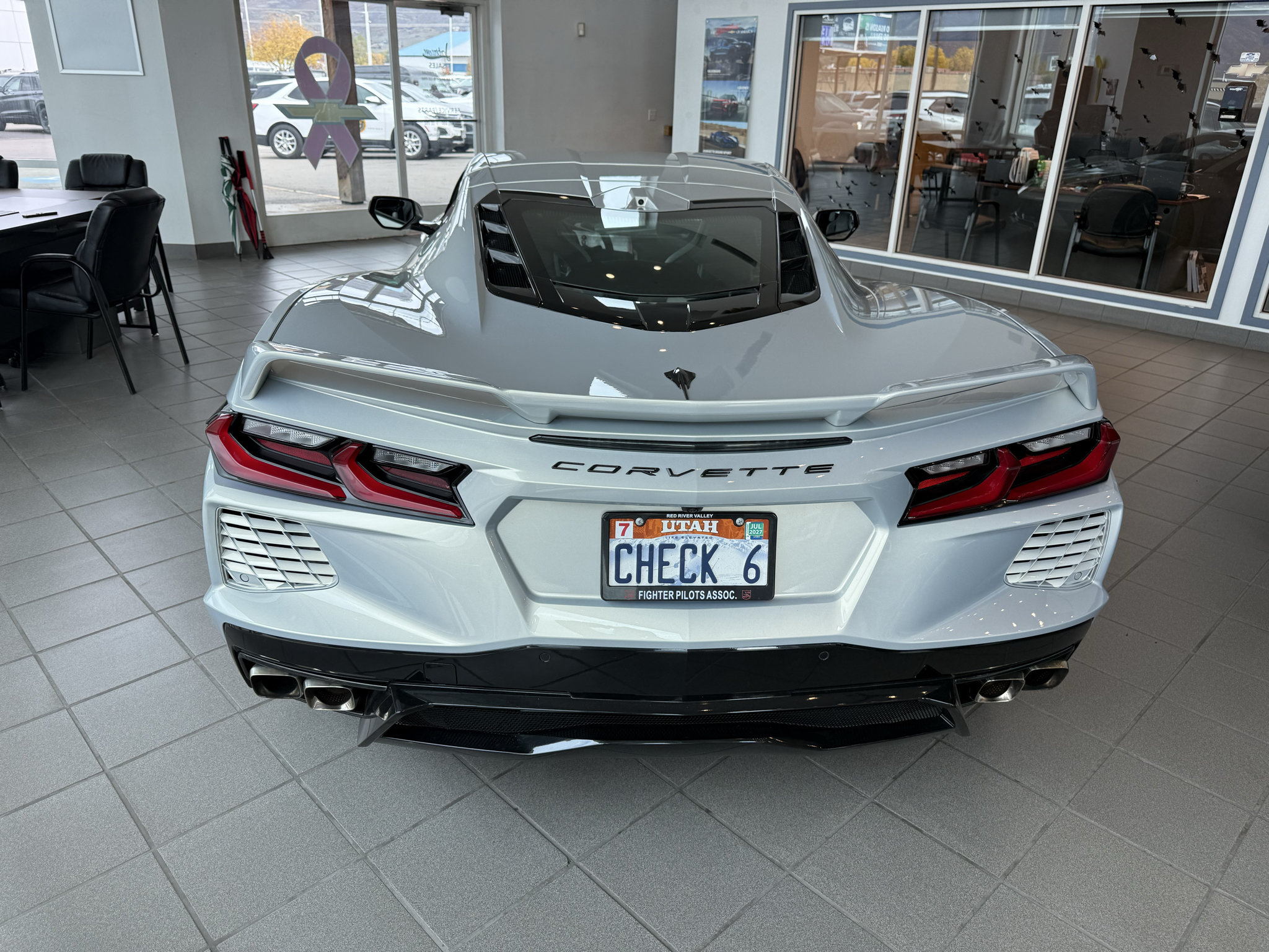 Used 2021 Chevrolet Corvette Stingray Preferred Cpe w/ Z51 Performance Package RWD image 5