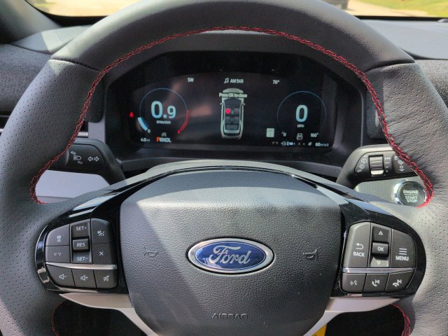 New 2026 Ford Explorer ST-Line w/ ST-Line Street Pack RWD image 29