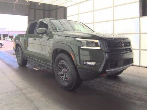 Used 2025 Nissan Frontier Pro-X RWD image 4