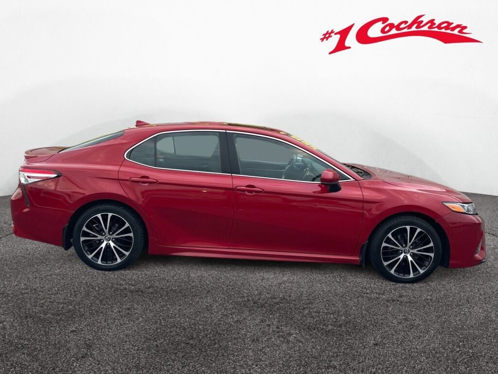 Used 2020 Toyota Camry SE FWD image 26
