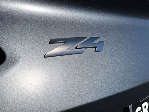 Certified 2022 BMW Z4 M40i w/ Premium Package image 29