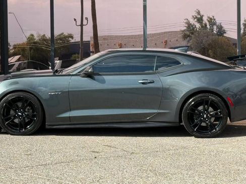 Used 2017 Chevrolet Camaro LT w/ RS Package RWD image 4