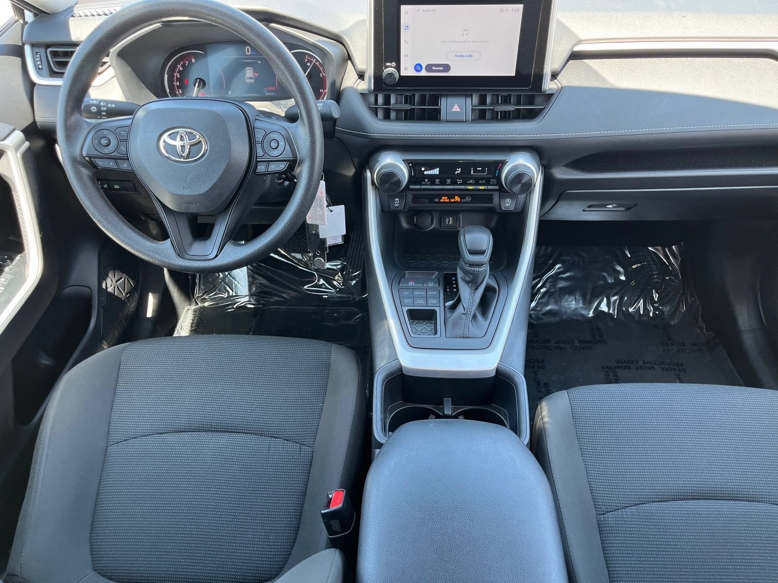 Used 2025 Toyota RAV4 LE AWD/4WD image 12
