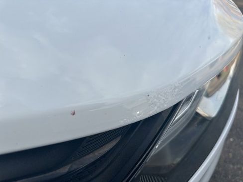 Used 2019 Chevrolet Equinox LT w/ Driver Convenience Package image 37