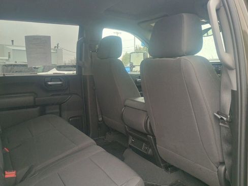 Used 2023 Chevrolet Silverado 2500 Custom w/ Custom Convenience Package image 19