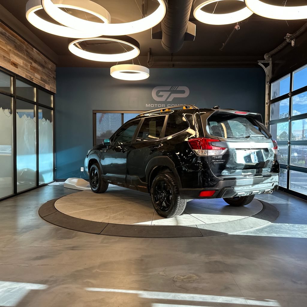 Used 2025 Subaru Forester Wilderness AWD/4WD image 5