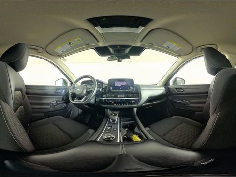 Certified 2024 Nissan Pathfinder SV image 43