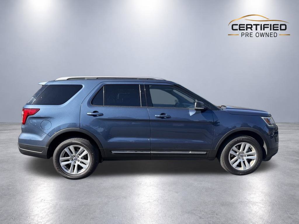 Certified 2019 Ford Explorer XLT w/ Equipment Group 202A AWD/4WD image 8