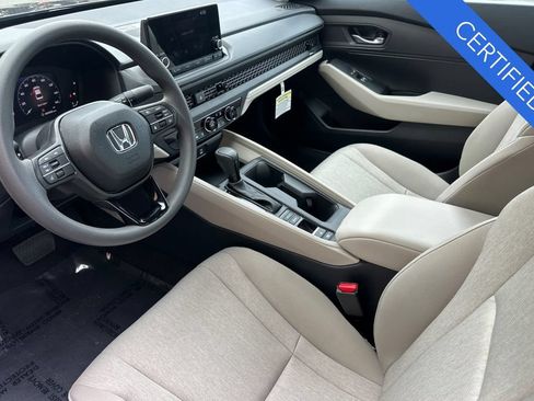 Certified 2025 Honda Accord LX image 10