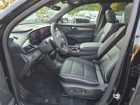 Used 2026 Buick Enclave Sport Touring w/ Power Package image 21