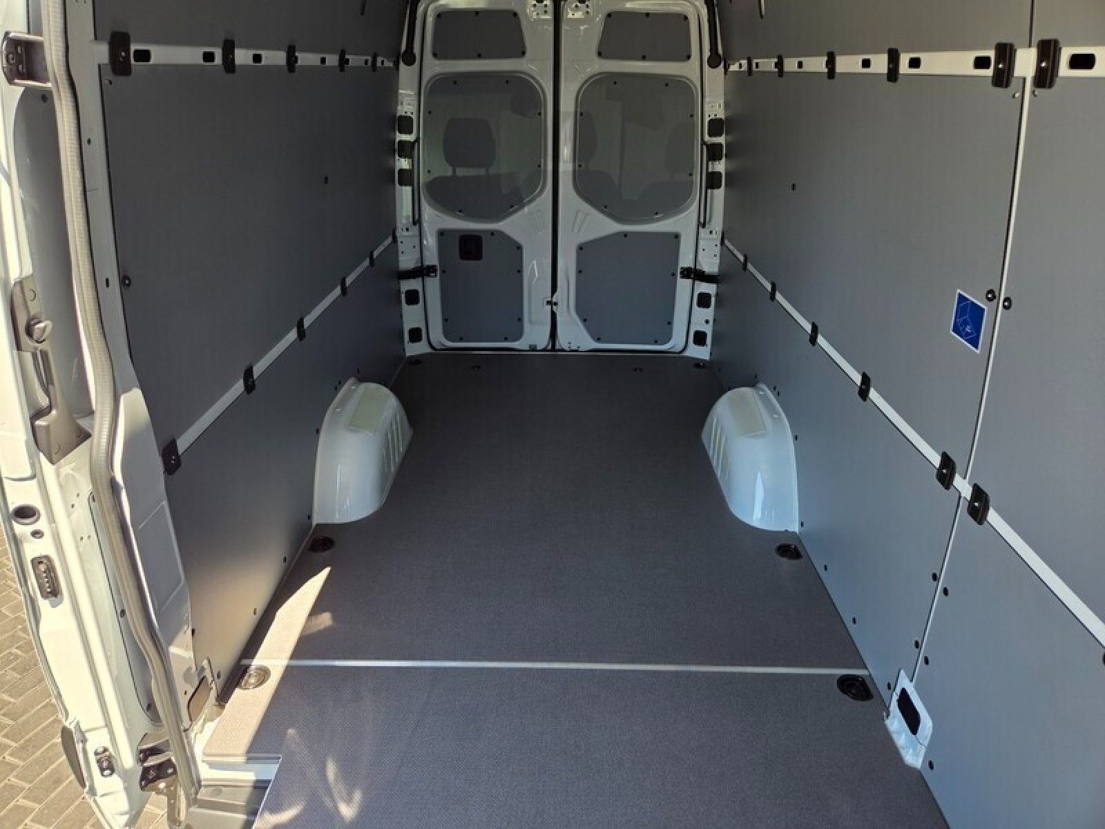 New 2026 Mercedes-Benz Sprinter 2500 image 10