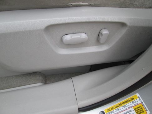 Used 2009 Saturn Vue Green Line image 79