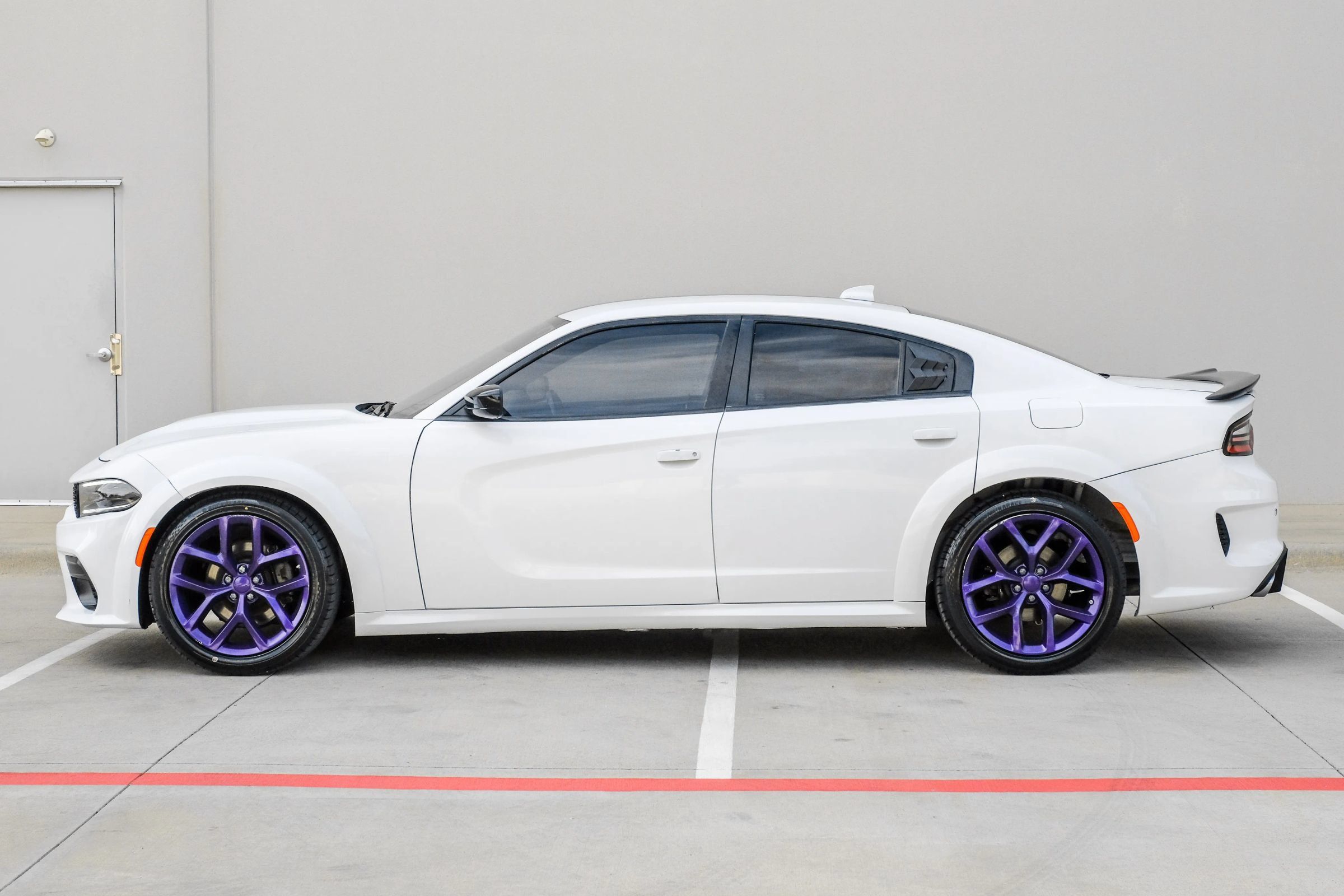 Used 2022 Dodge Charger R/T w/ Blacktop Package RWD image 10