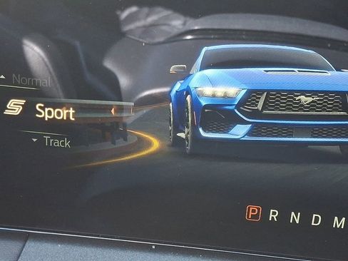 Used 2024 Ford Mustang GT Premium image 26