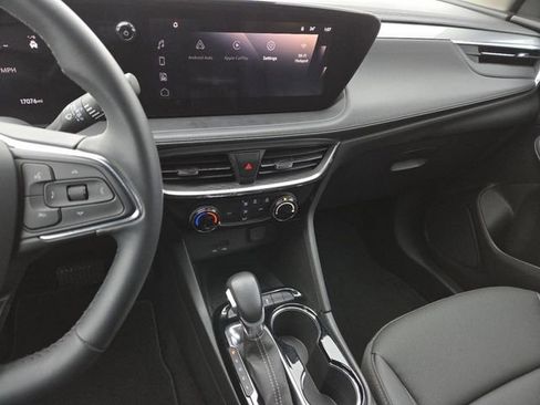 Used 2024 Buick Encore GX Sport Touring image 34