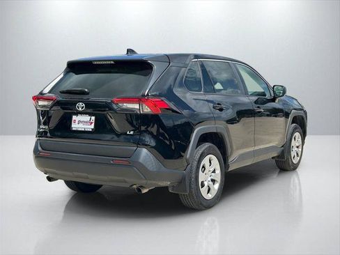 Certified 2023 Toyota RAV4 LE FWD image 5