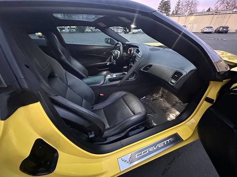 Used 2016 Chevrolet Corvette Stingray Coupe image 13