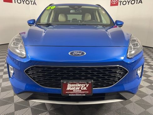 Used 2020 Ford Escape Titanium image 22