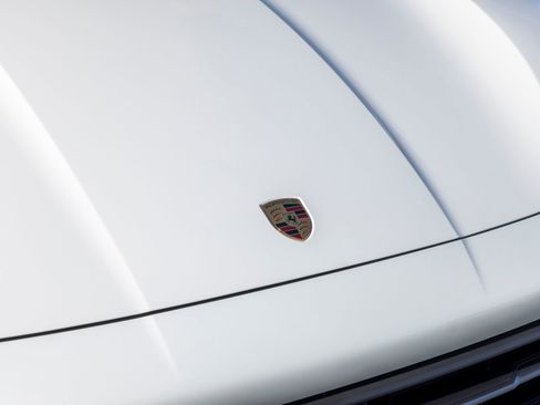 Certified 2026 Porsche Cayenne image 15