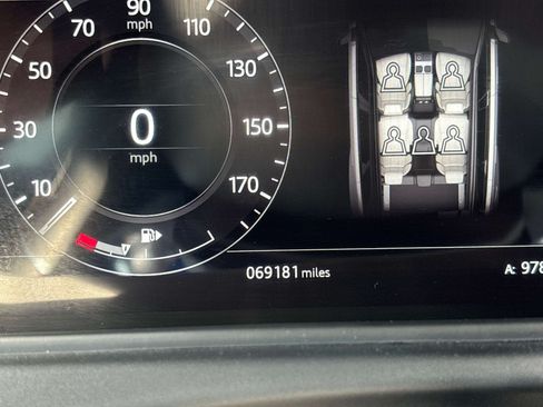 Used 2018 Land Rover Range Rover Velar S AWD/4WD image 17