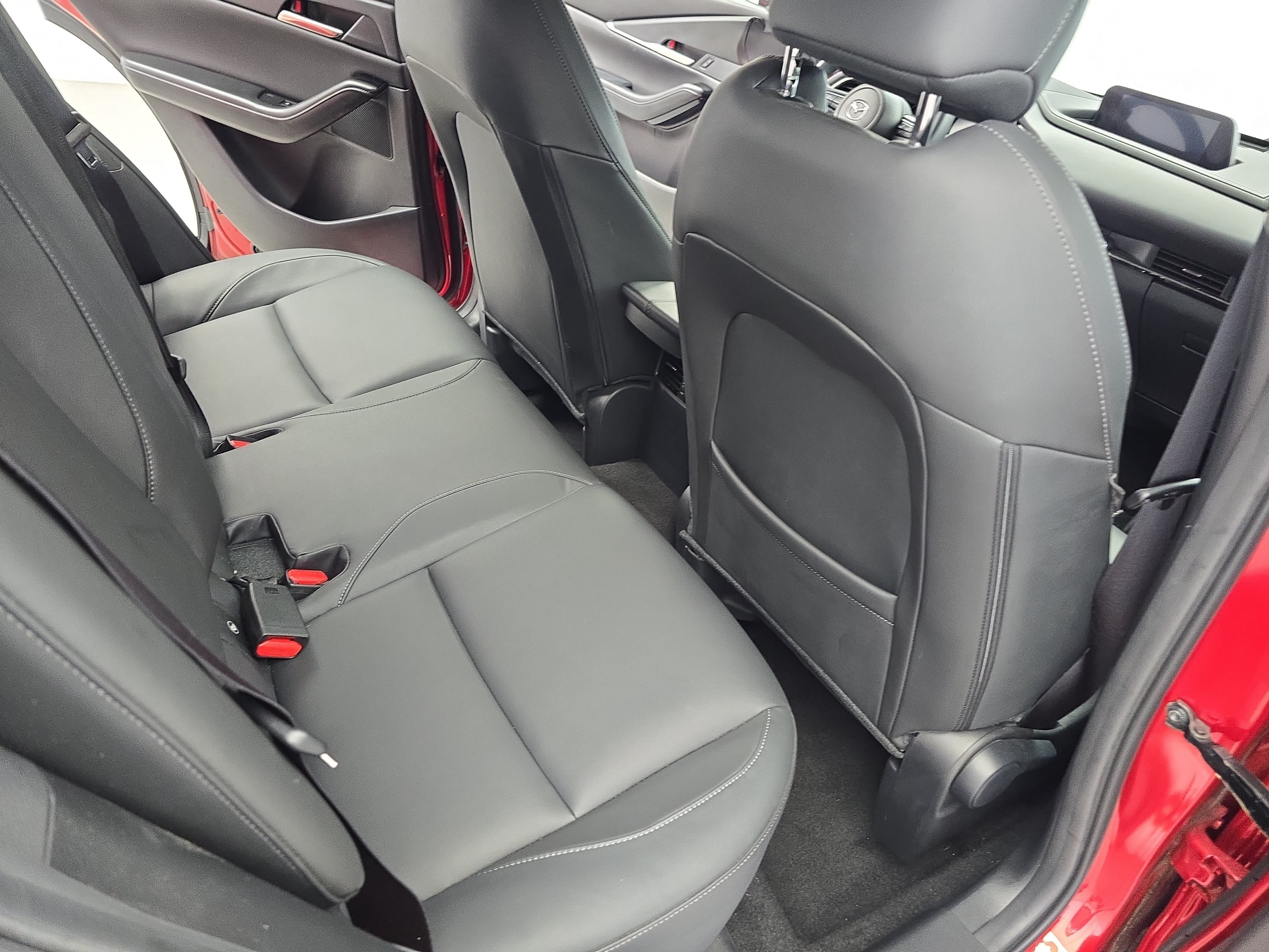 Used 2025 MAZDA CX-30 AWD 2.5 S w/ Preferred Package image 11