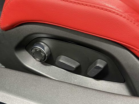 Used 2023 Chevrolet Corvette Stingray Preferred Cpe w/ 2LT image 30